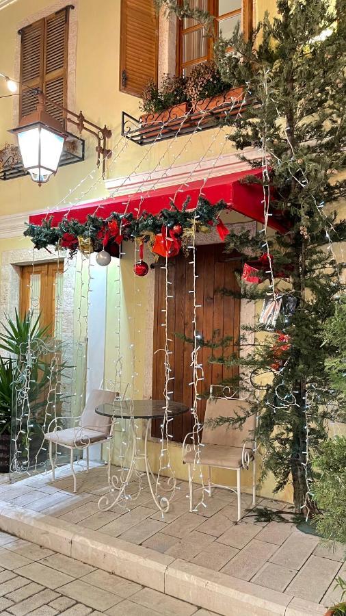 Bohemian Boutique Suites Vlorë 外观 照片