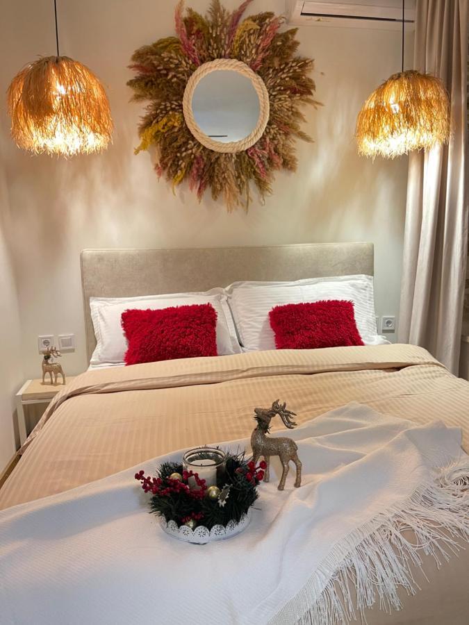 Bohemian Boutique Suites Vlorë 外观 照片